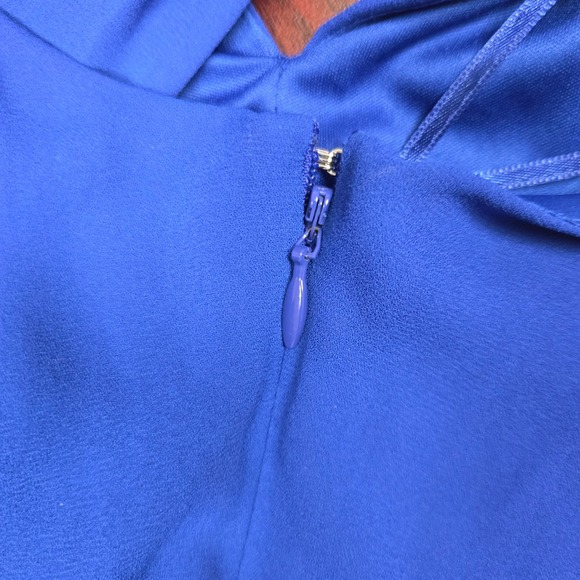 Express Royal Blue V Neck Wrap Tie Waist Sleeveless Romper Size 0 - Picture 8 of 11